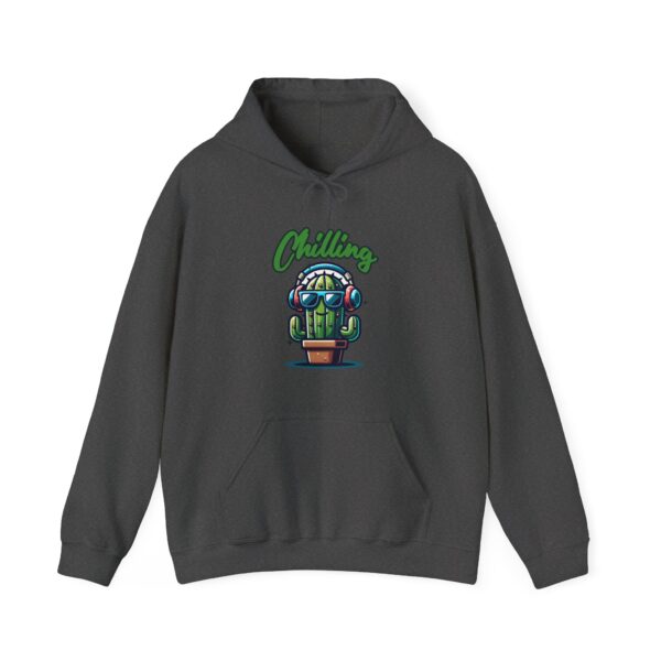 Chilling Unisex Heavy Blend™ Hooded Sweatshirt