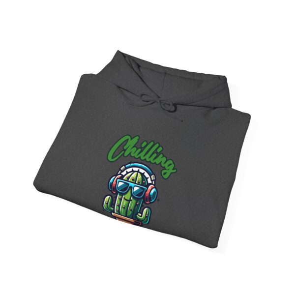 Chilling Unisex Heavy Blend™ Hooded Sweatshirt - Image 4